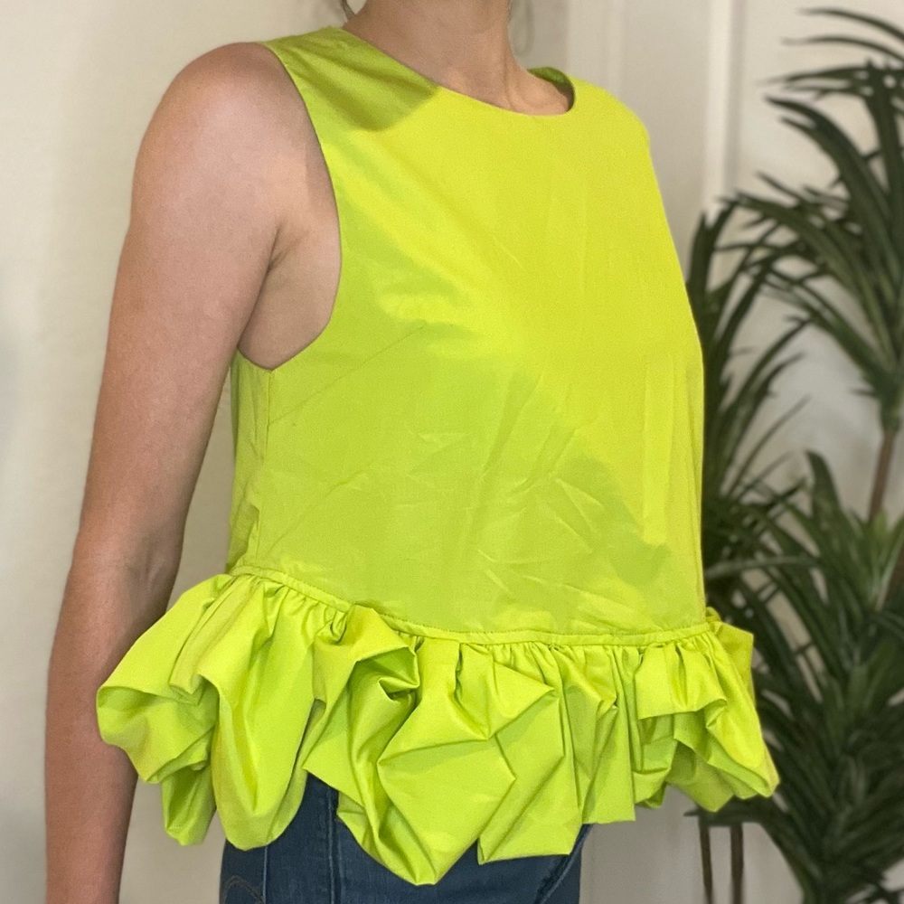 NWT ENTRO | Lime Green Cropped Blouse with Ruffle Detail - Picture 6 of 11